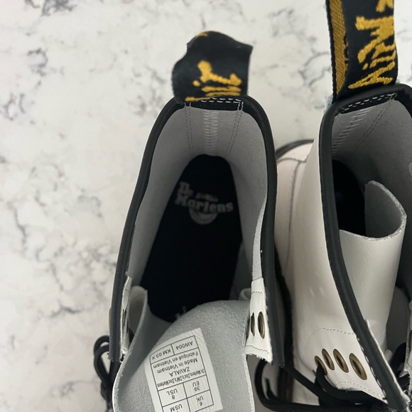 Dr. Martens Zavala combat boots - Picture 7 of 8